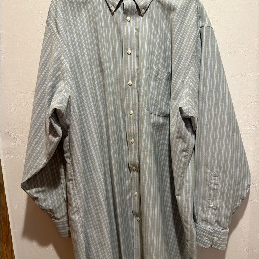 Men's Striped Gray Shirt
